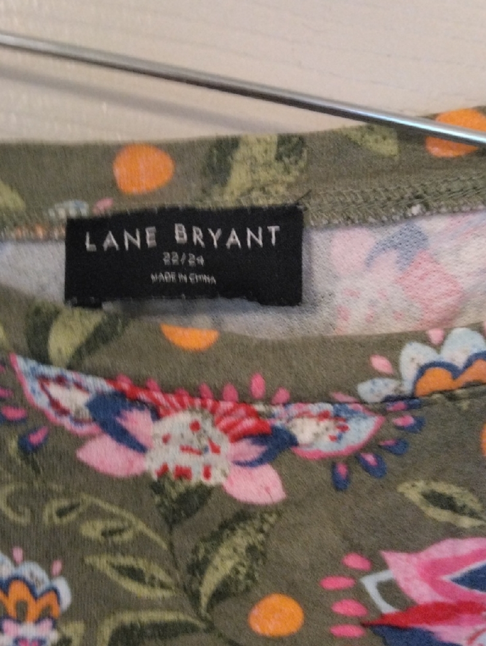 Lane Bryant Olive Green Floral Hi-Lo Tank Top - Picture 2 of 3
